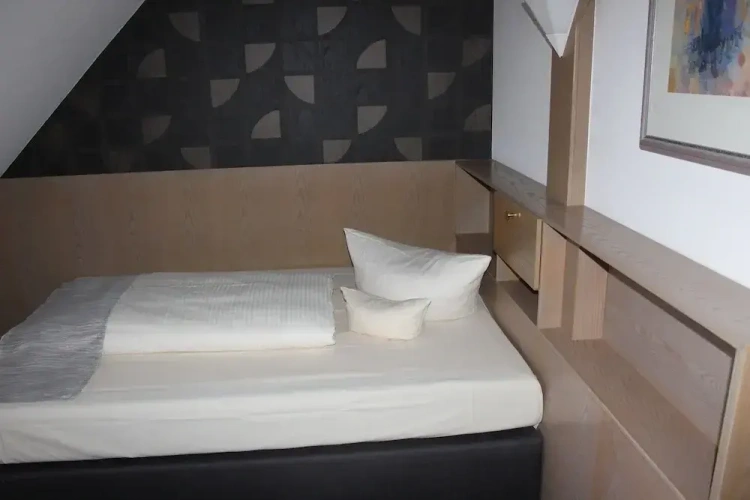 Standard Single room with balcony