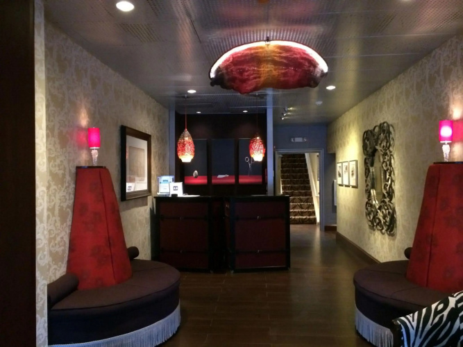Chestnut Hill Hotel