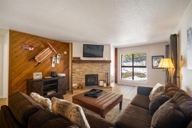 2 Bedrooms Suite