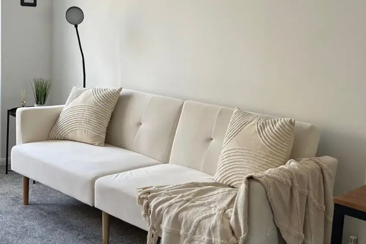 Nottingham 2-bed House, Sleeps 4, Pet Friendly