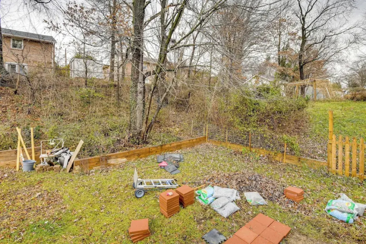 Convenient + Cozy! Apartment in DC Suburbs!