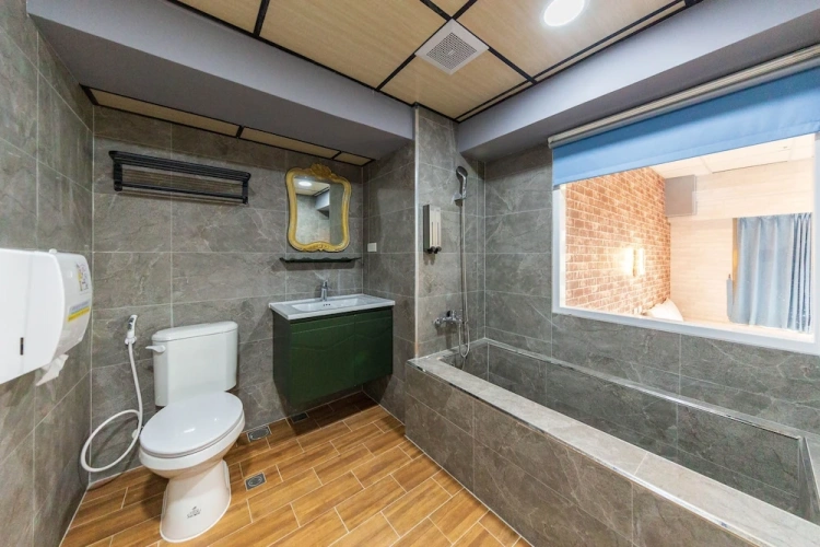 Deluxe Double room with city view