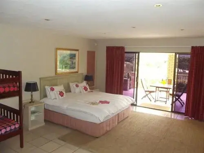 Luna Lodge