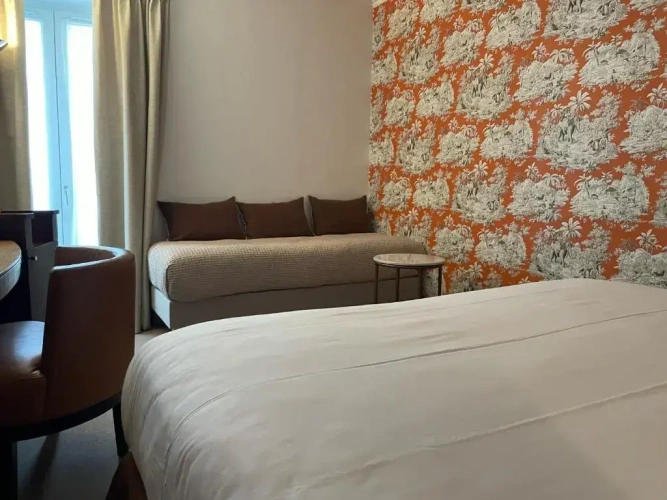 Superior Triple room