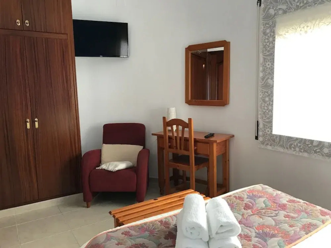 La Nova Tenalla - Adults Only