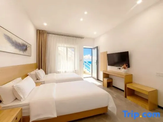 Grand Twin room with sea view