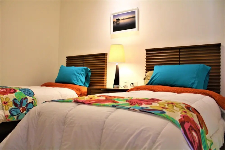 High-end comfort 2BR Condo with pool access by Happy Address
