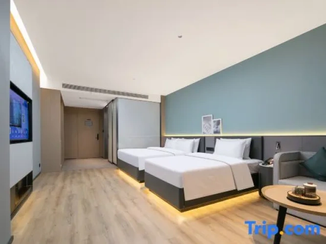 Deluxe Family Suite