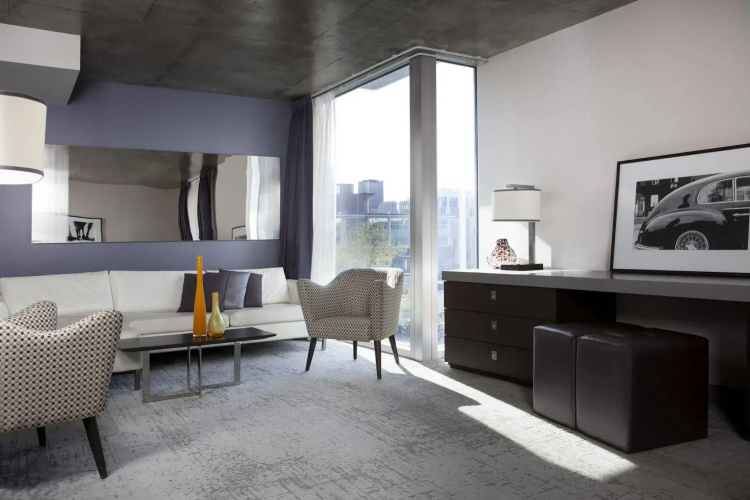 Hotel 10