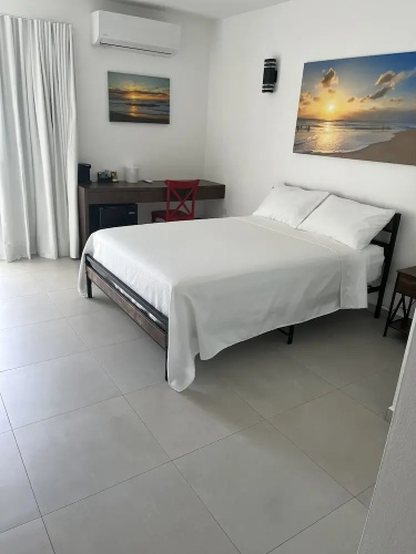 Red Flamboyan Guesthouse