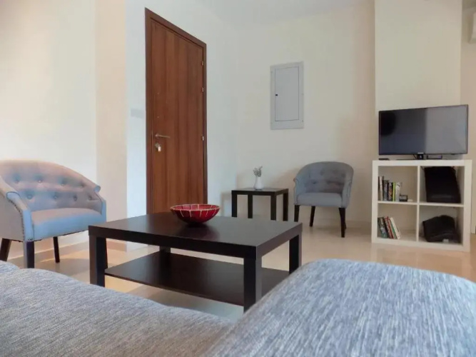 2b Seafront Boutique Apartment - Finikoudes Beach