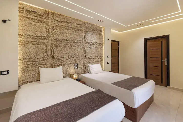 King Cheops Inn