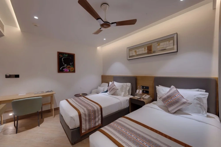 Deluxe Twin room