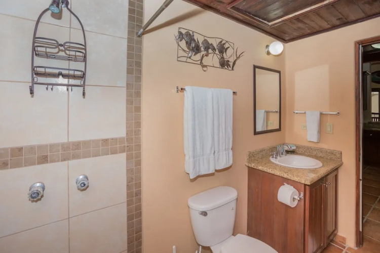 Caribbean Breeze 5b - 2 Br Apts