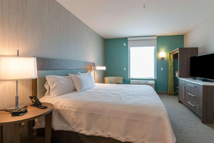 Accessible Double Suite
