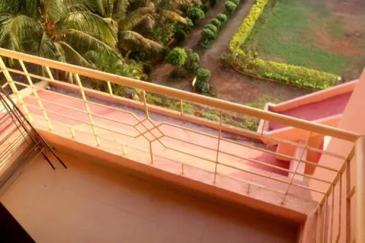 Whistling Palms Beach Resort