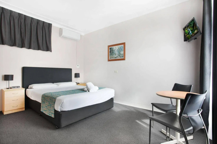 Gateshead Tavern Motel