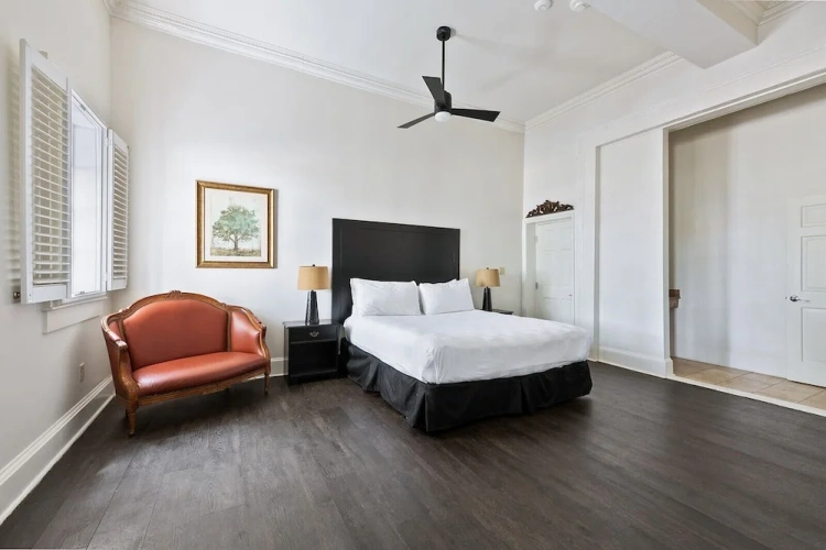 Standard Double room with balcony