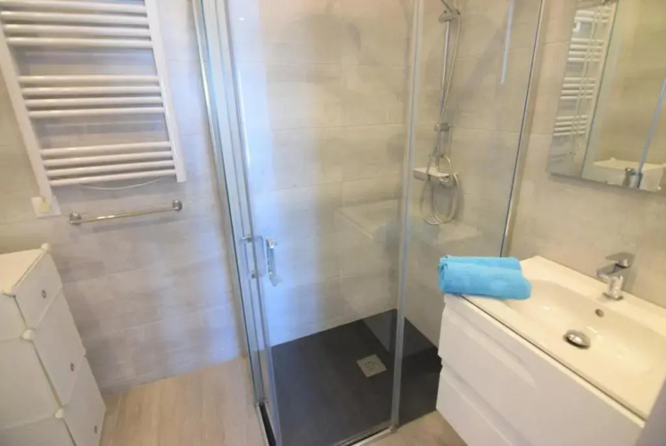 392- casa al canal con amarre y jacuzzi