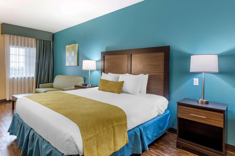 Best Western Plus Galveston Suites photo 7