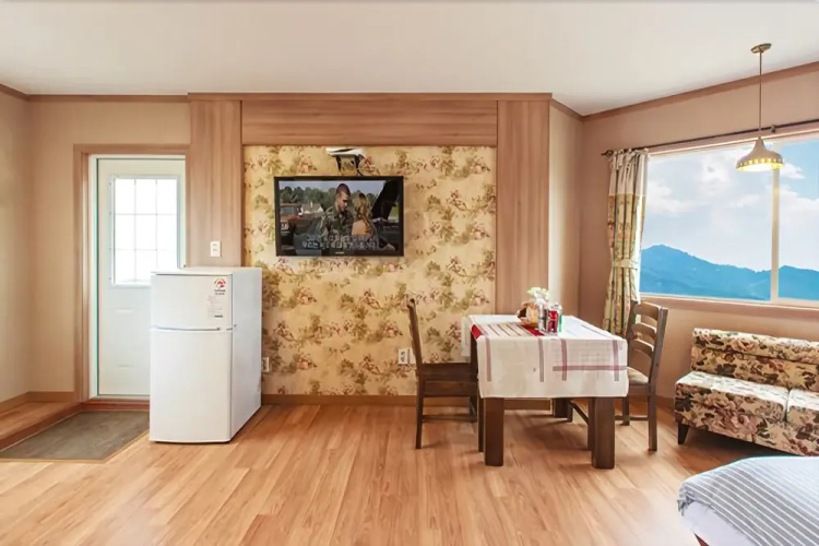 Jecheon Marine Hill Pension