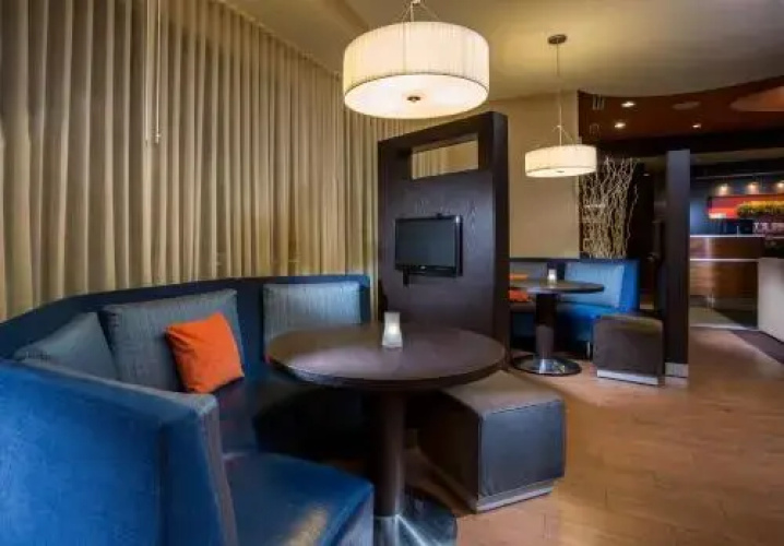 Courtyard Peoria