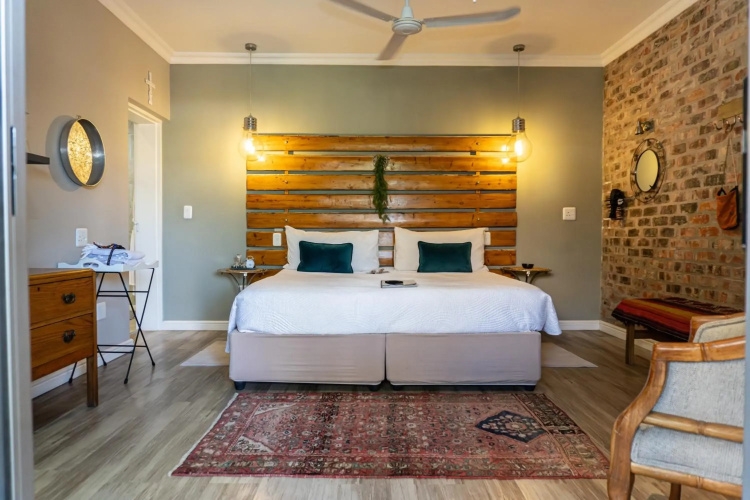 Earthbound B&B