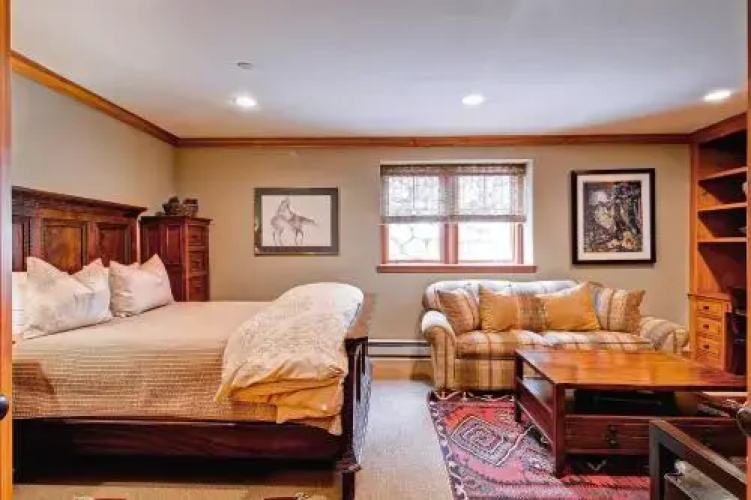 Meadows Townhome M2