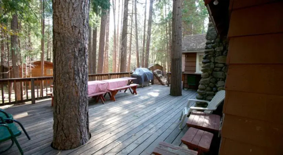 RedAwning Cabin #80 The Chattertons