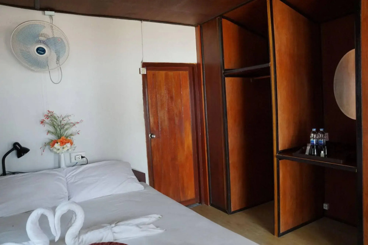 Laemson Resort