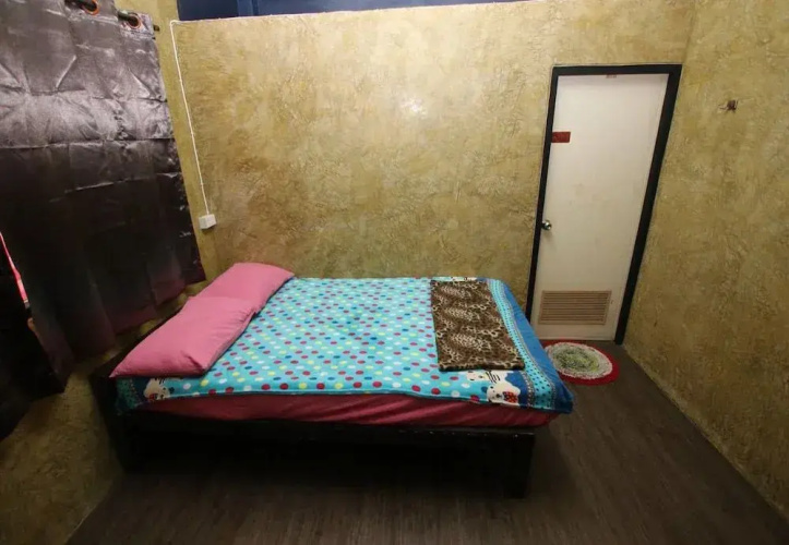 OneIsra Hostel