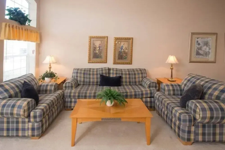 Highlands Reserve 5 bed / 3 bath home