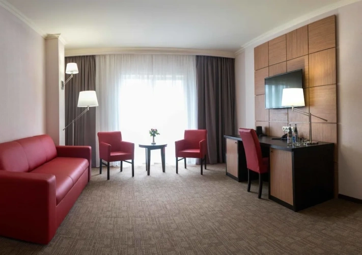 1 Bedroom Suite