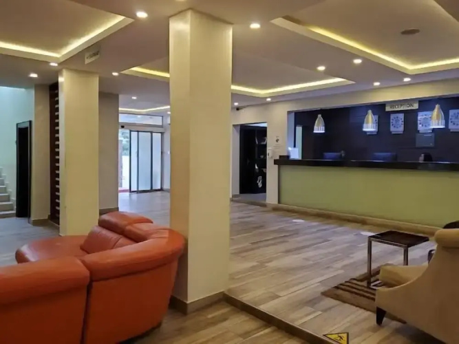 Bon Hotel Nest