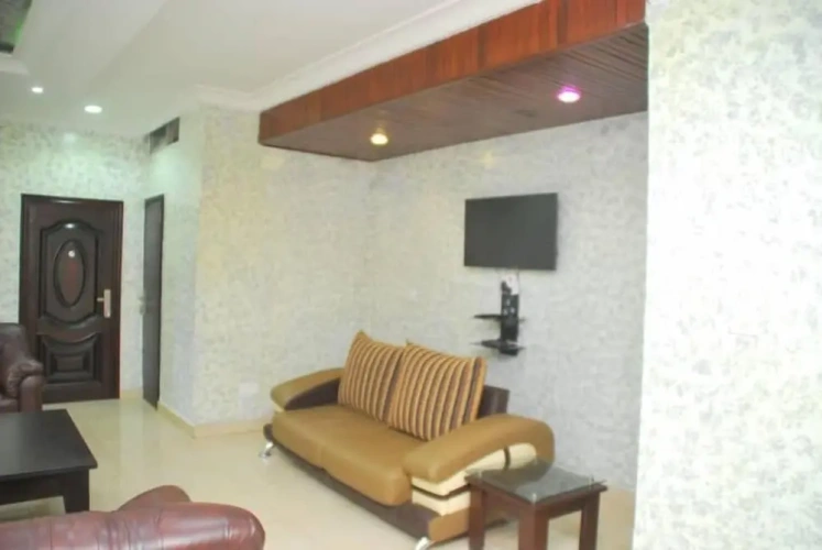 1 Bedroom Deluxe Suite
