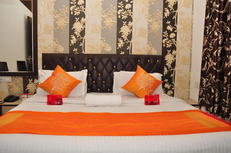 OYO 1605 Hotel Axis Inn