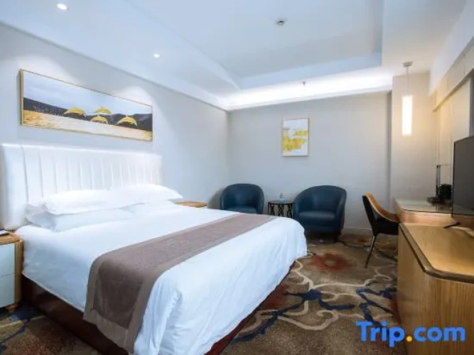 Standard Double room with street view