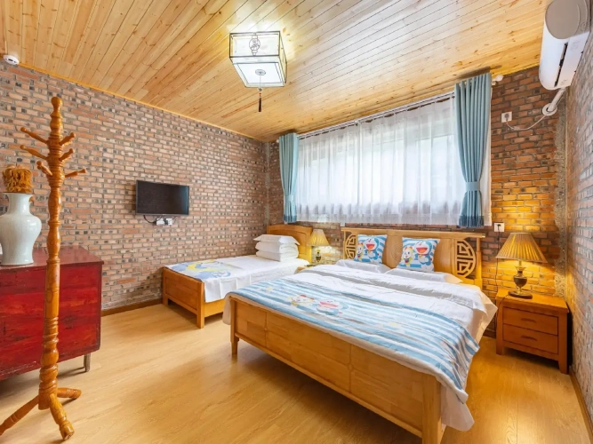 Standard Twin Family room