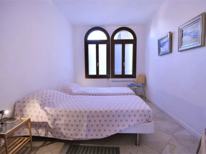 Apartment Casanas Venice 36127