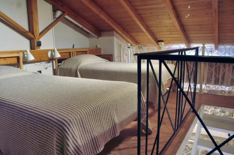 Limni Stone Apartments