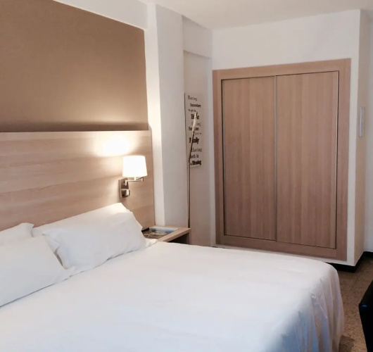 Hotel Carbonell