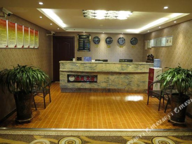 Deluxe Quadruple Suite