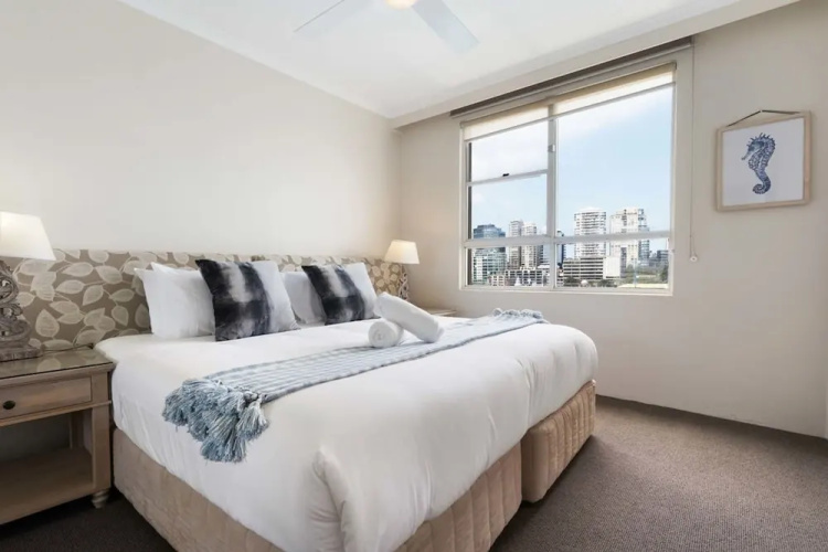 Harbourside 53 in Mcmahons Point