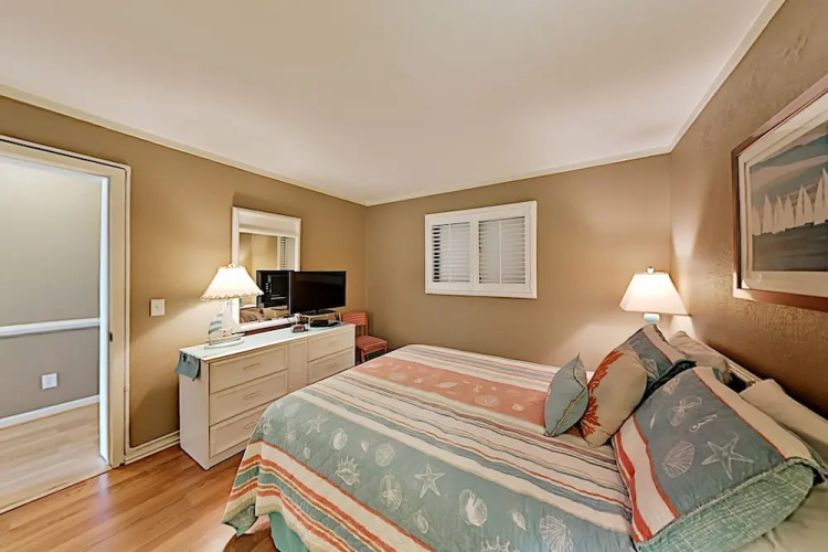 Mbre331a 2 Bedroom Condo