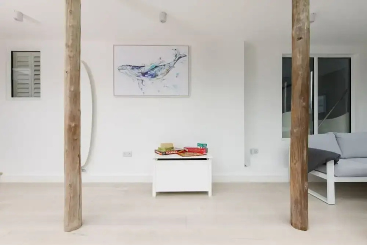 Luxury Seafront Family Home - Indoor Pool