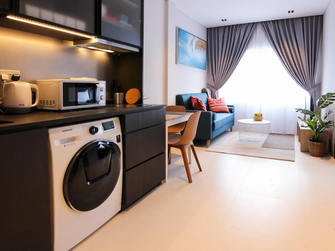 1 Bedroom Apartment