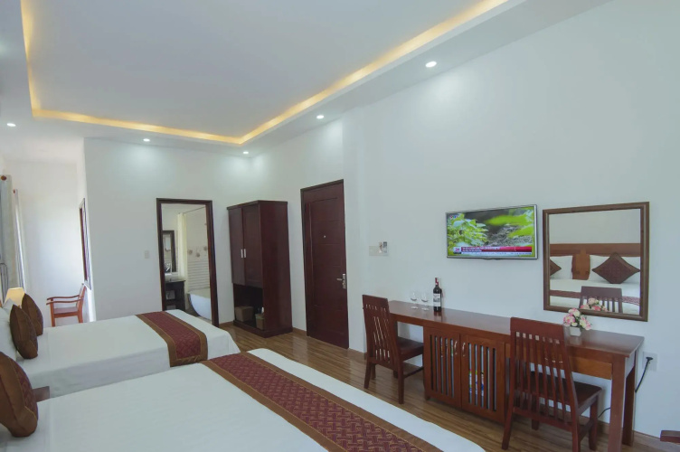 Hoi An SunLake Villa
