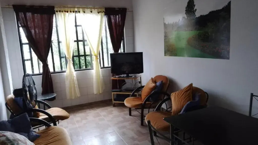 APARTAMENTO EN PLAN RURAL PERo CENTRAL