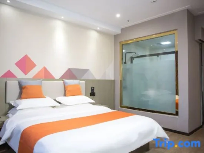 Family Suite with mountain view