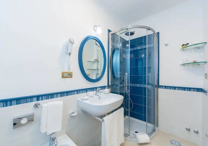 Superior Triple room with balcony and with sea view